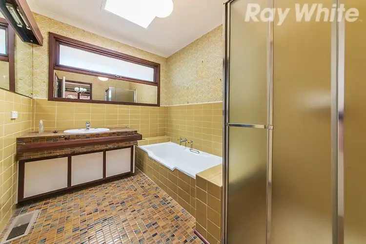 Seventh view of Homely house listing, 20 Alexander Crescent, Ferntree Gully VIC 3156