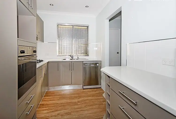 Third view of Homely unit listing, 11/9 Rossiter Parade, Hamilton QLD 4007