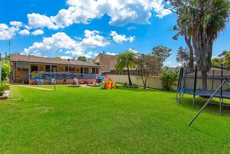 8 Kuburra Road, Erina NSW 2250