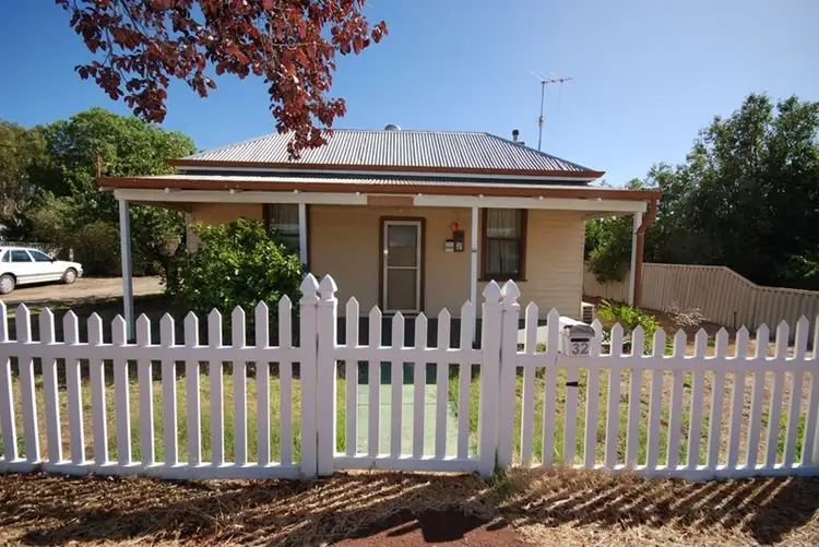 32 Forrest Street, Narrogin WA 6312