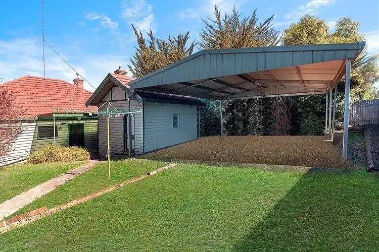 Second view of Homely house listing, 8 Burns Street, Hamilton VIC 3300