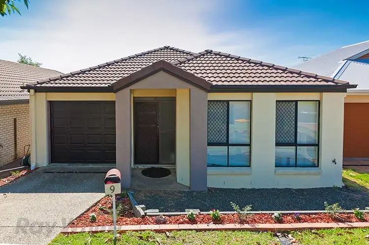 9 Cobourg Street, Forest Lake QLD 4078