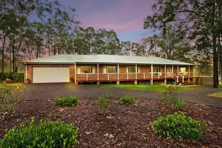 4 Durham Grove, Wallalong NSW 2320