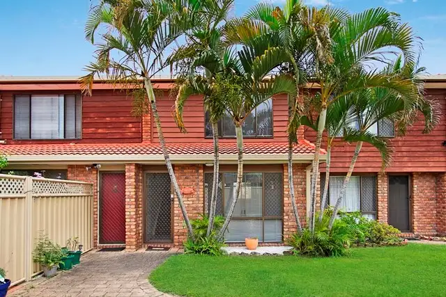 Main view of Homely townhouse listing, 2/35 Frascott Avenue, Varsity Lakes QLD 4227