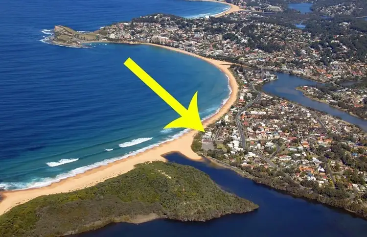 Main view of Homely unit listing, 2/13 Calais Road, Wamberal NSW 2260