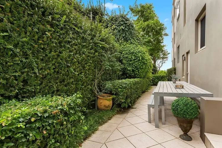 Fifth view of Homely apartment listing, 1/22 Etham Avenue, Darling Point NSW 2027