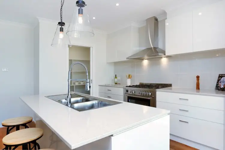 Fourth view of Homely house listing, 2/24 Raglan Street (AKA 2/24 Strachans Rd), Mornington VIC 3931