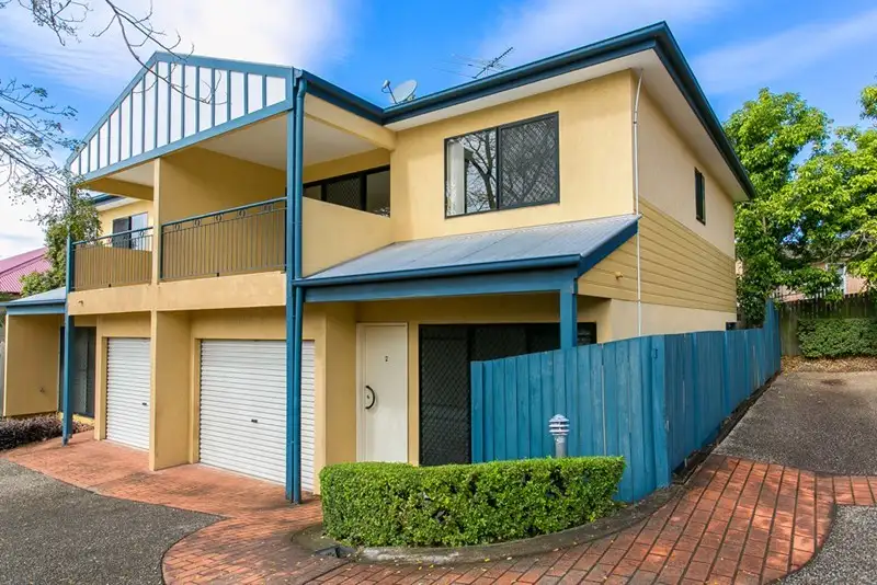 Main view of Homely townhouse listing, 2/10 Lambton Street, Annerley QLD 4103