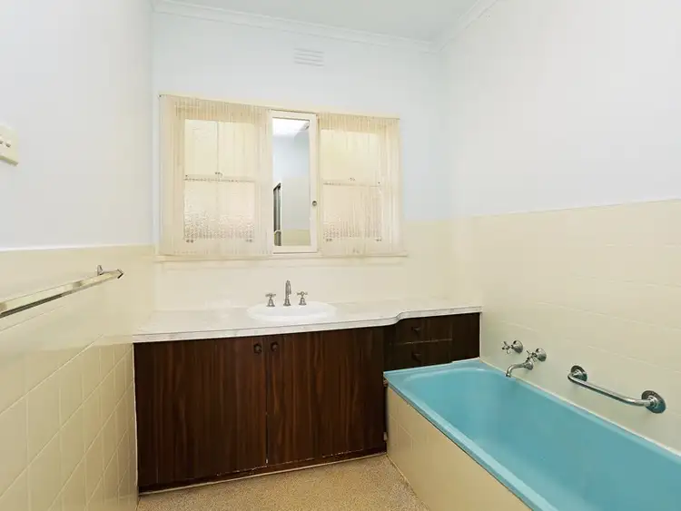 Seventh view of Homely house listing, 6 Fairbrae Avenue, Belmont VIC 3216