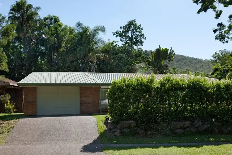 49 Greenford Street, Chapel Hill QLD 4069