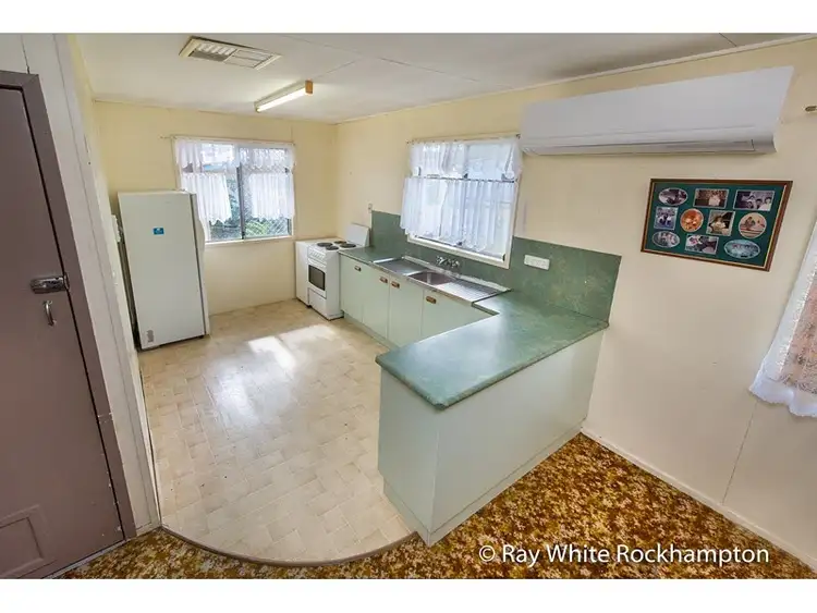 Fourth view of Homely house listing, 8 Snelling Street, Park Avenue QLD 4701