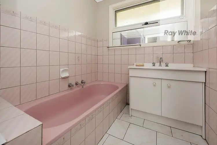 Seventh view of Homely house listing, 9 St Johns Court, Reservoir VIC 3073