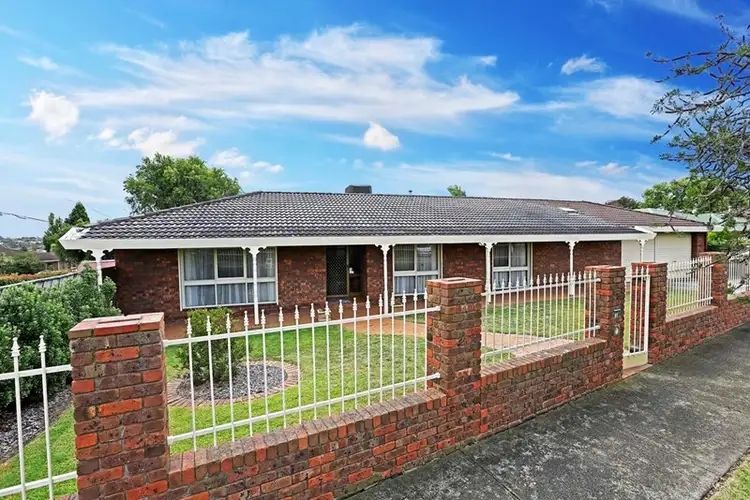 57 Burdoo Drive, Grovedale VIC 3216