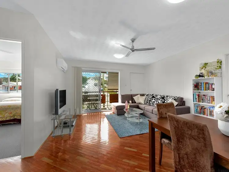 Third view of Homely unit listing, 32 Lisson Grove, Wooloowin QLD 4030