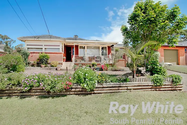 4 Hillview Avenue, South Penrith NSW 2750