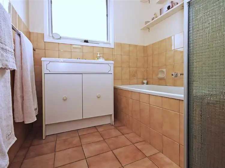 Sixth view of Homely unit listing, 1/15 Broadway, Bonbeach VIC 3196