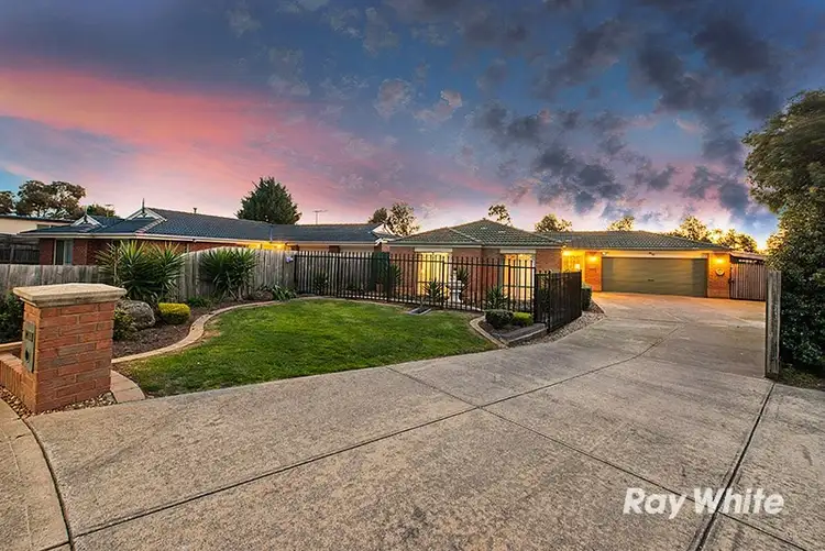 3 Andre Court, Cranbourne West VIC 3977