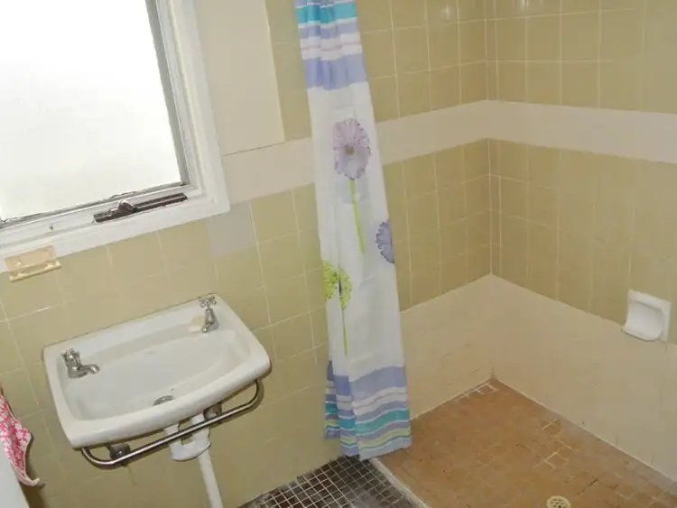 Fifth view of Homely house listing, 4 Venn Terrace, Kingston Se SA 5275