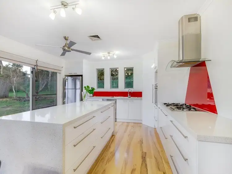 Second view of Homely house listing, 16 Netherplace Drive, Frankston VIC 3199
