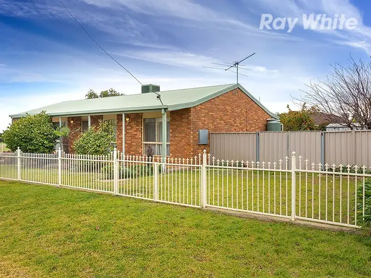 15 Bristol Crt - Cnr of  Bristol Court andTower Street, Corowa NSW 2646
