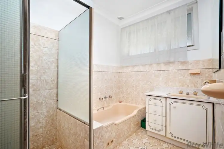 Sixth view of Homely house listing, 8 Wakehurst Crescent, Metford NSW 2323