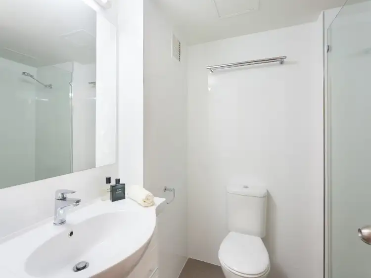 Sixth view of Homely apartment listing, 4/69 Leichhardt Street, Spring Hill QLD 4000