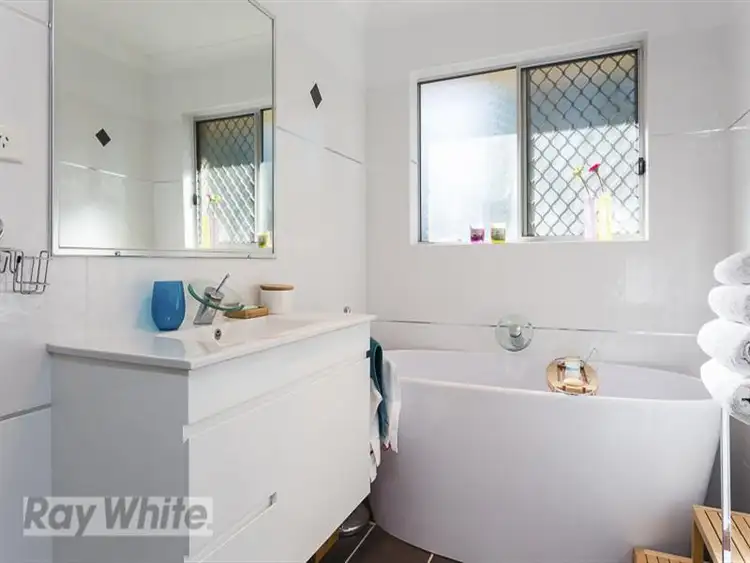 Sixth view of Homely house listing, 27 Picasso Street, Carina QLD 4152