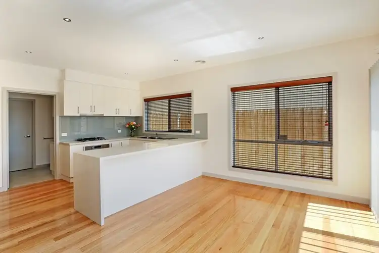 Fifth view of Homely house listing, 2/25 Toyne Avenue, Hamlyn Heights VIC 3215