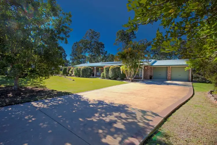 7 Glenross Drive, Pine Mountain QLD 4306
