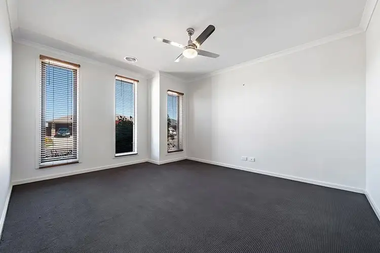 Sixth view of Homely house listing, 32 Palladium Circle, Beveridge VIC 3753