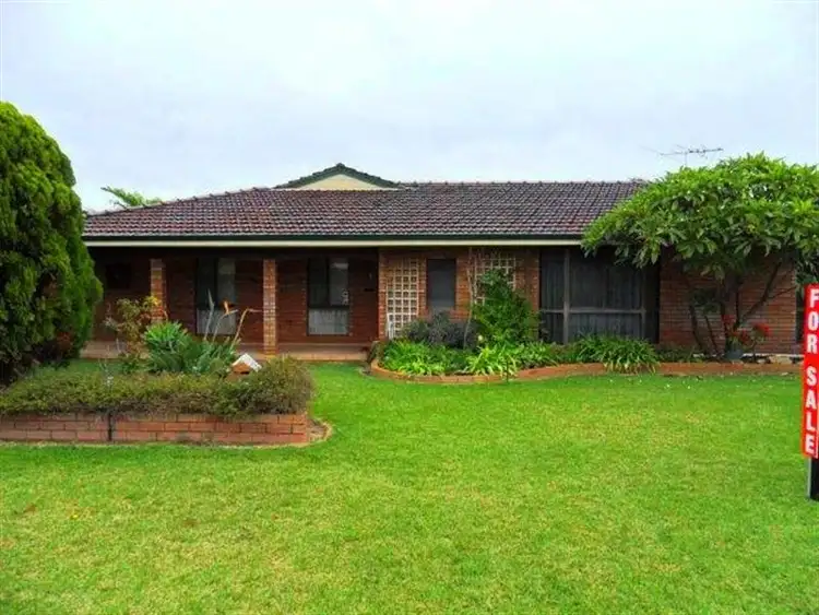 1 Bahama Place, Safety Bay WA 6169