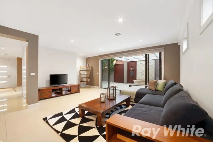Fifth view of Homely house listing, 3 Terrara Court, Vermont South VIC 3133