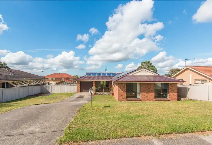 17 Callan Avenue, Maryland NSW 2287