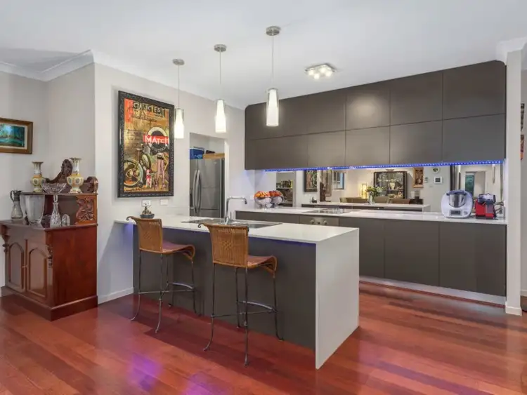 Fourth view of Homely house listing, 1 Yeates Close, Carindale QLD 4152