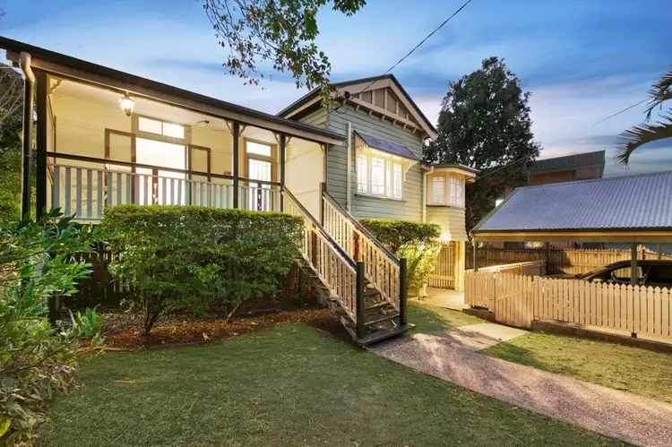 37 Leicester Street, Coorparoo QLD 4151