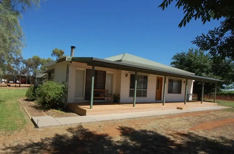 Farm 1058a Kidman Way, Hanwood NSW 2680