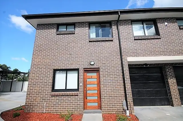 2/12 Hill Road, Lurnea NSW 2170