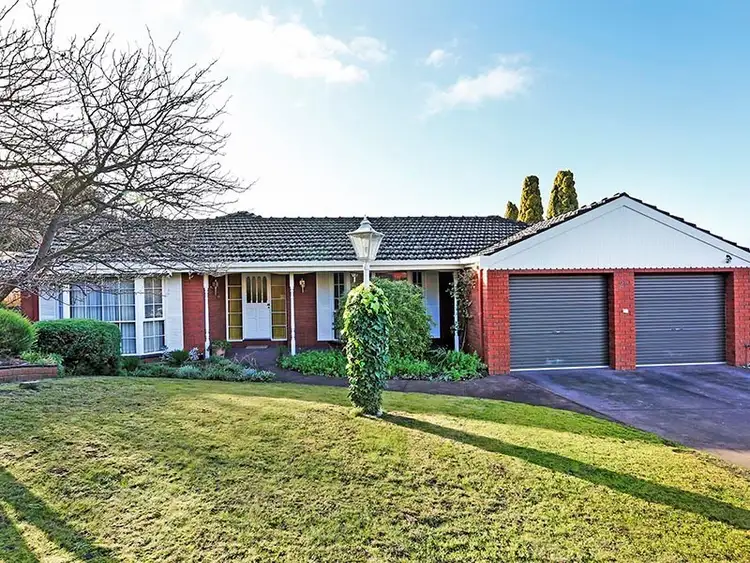 25 Remony Avenue, Highton VIC 3216