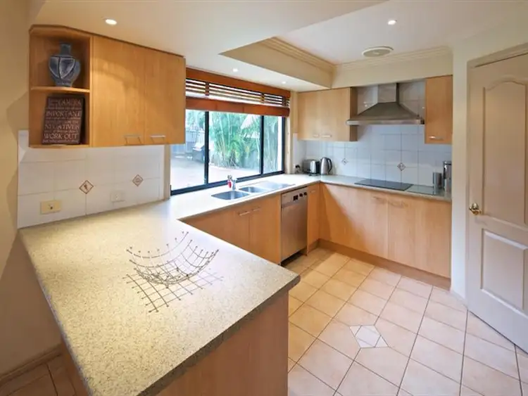 17 Roger Court, Redland Bay QLD 4165