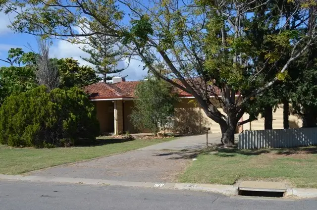 13 Waverley Street, Mount Tarcoola WA 6530
