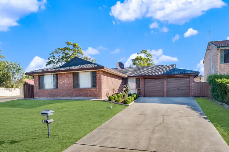 1 Kylie Place, Ingleburn NSW 2565
