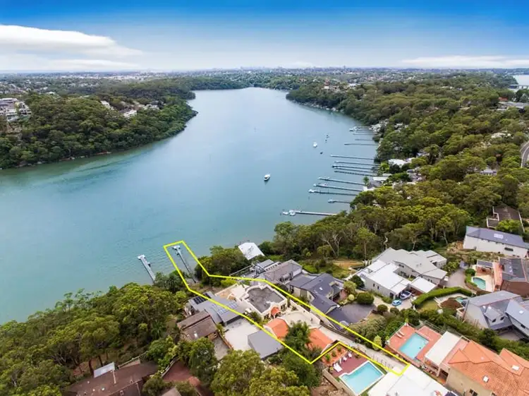 215 Fowler Road, Illawong NSW 2234