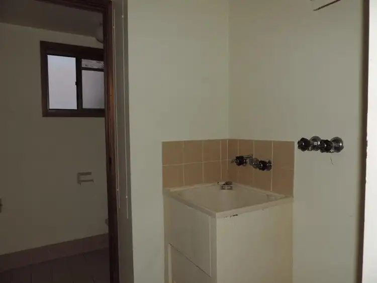 Seventh view of Homely apartment listing, 4/60 Bauer Street, Southport QLD 4215