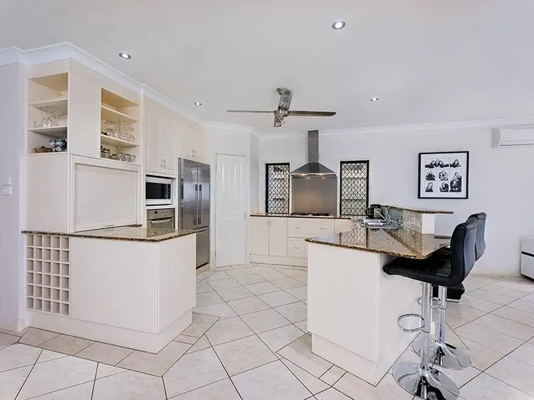 14 Vauclause Close, Brinsmead QLD 4870