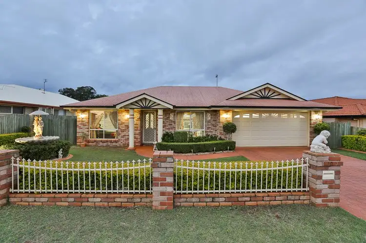 10 Macrossan Street, Cranley QLD 4350