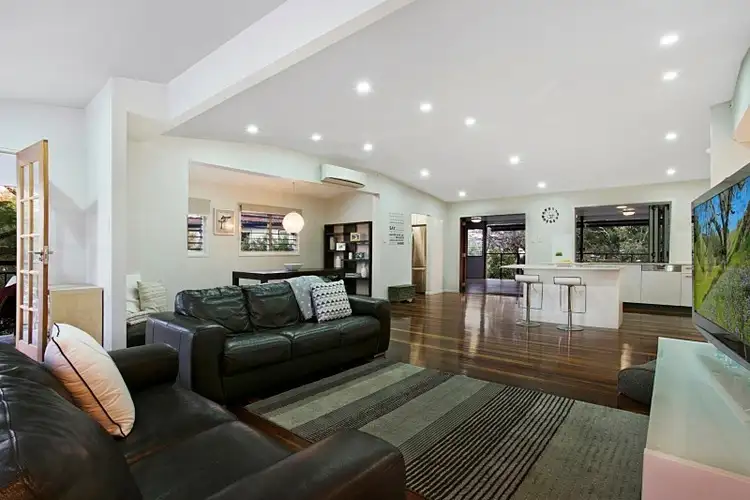 143 White Street, Graceville QLD 4075