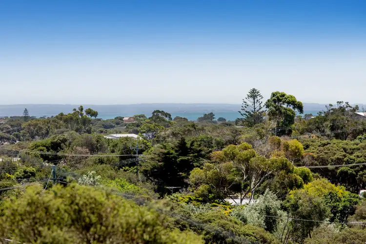11 Louise Street, Rye VIC 3941