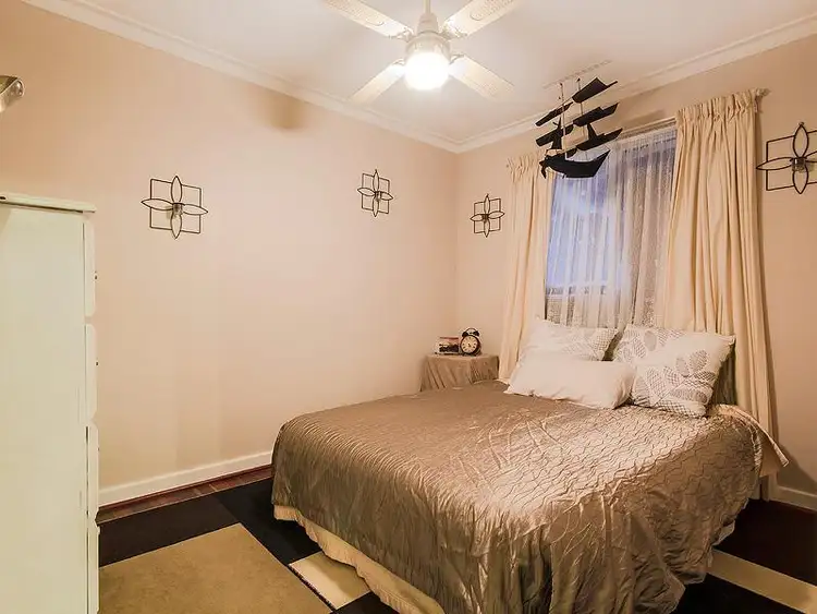 Sixth view of Homely house listing, 17 Jeffers Court, Orelia WA 6167