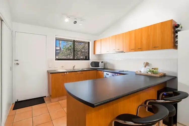 Sixth view of Homely unit listing, 2/123 Sunshine Boulevard, Mermaid Waters QLD 4218