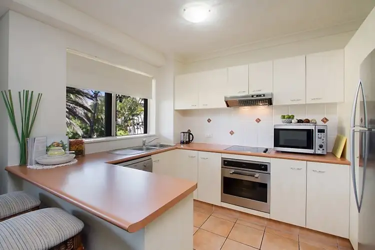 Sixth view of Homely unit listing, 76/2342-2362 'Turtle Beach Resort' Gold Coast Highway, Mermaid Beach QLD 4218
